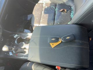 2023 Chevrolet Traverse LT True North - Interior Steering Wheel With Keys Image